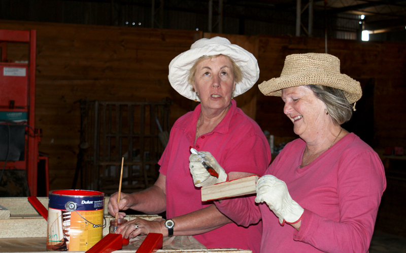 Not much painting being done here!