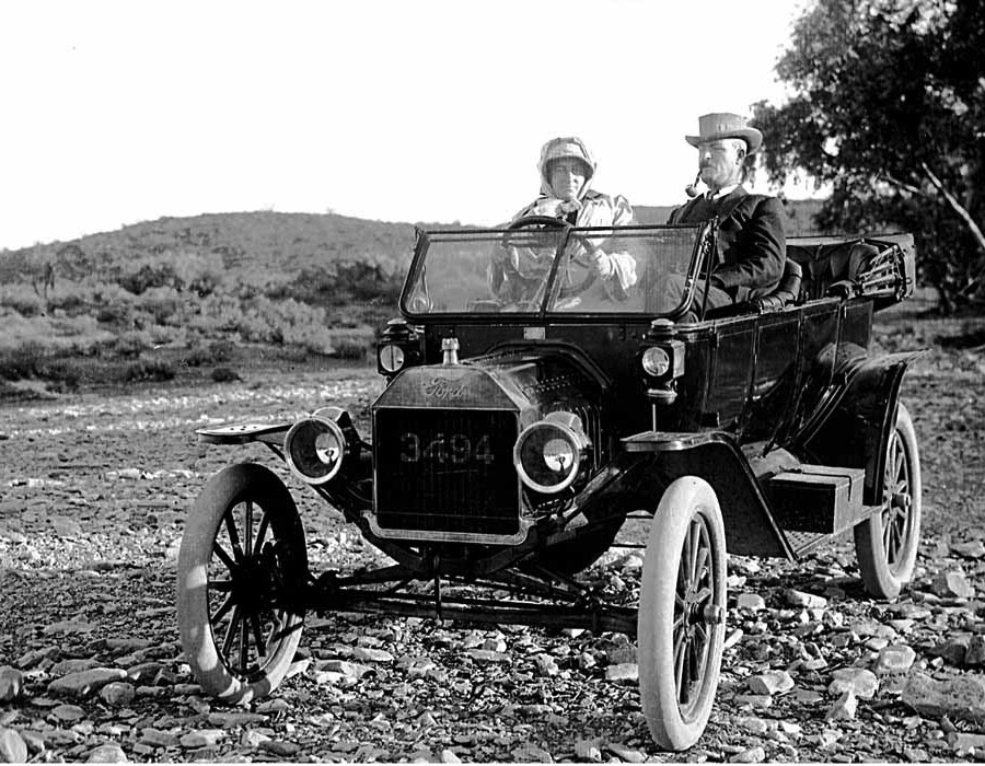 1913 tourer f budge at farina